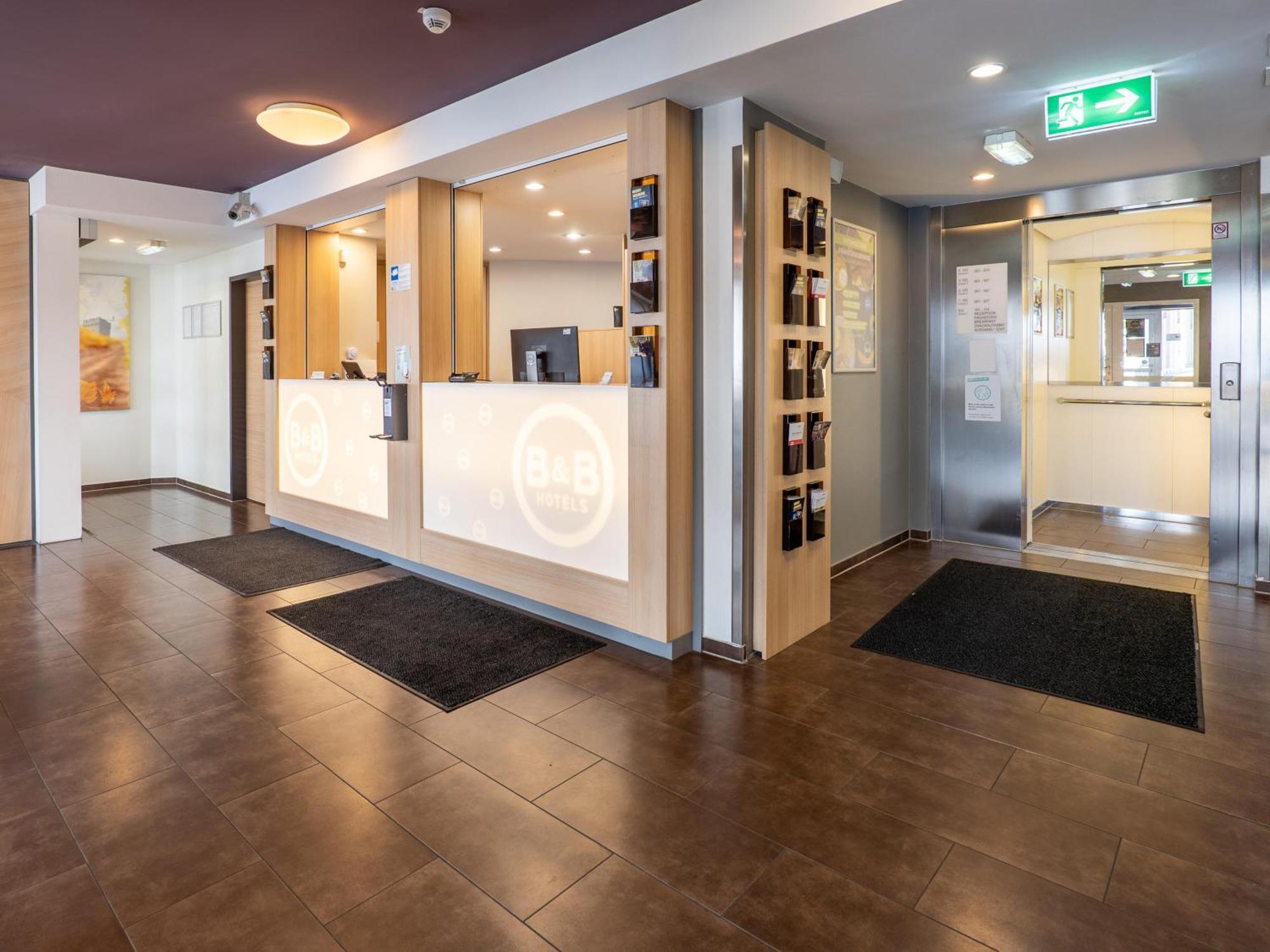 B&B Hotel Heilbronn Exterior photo